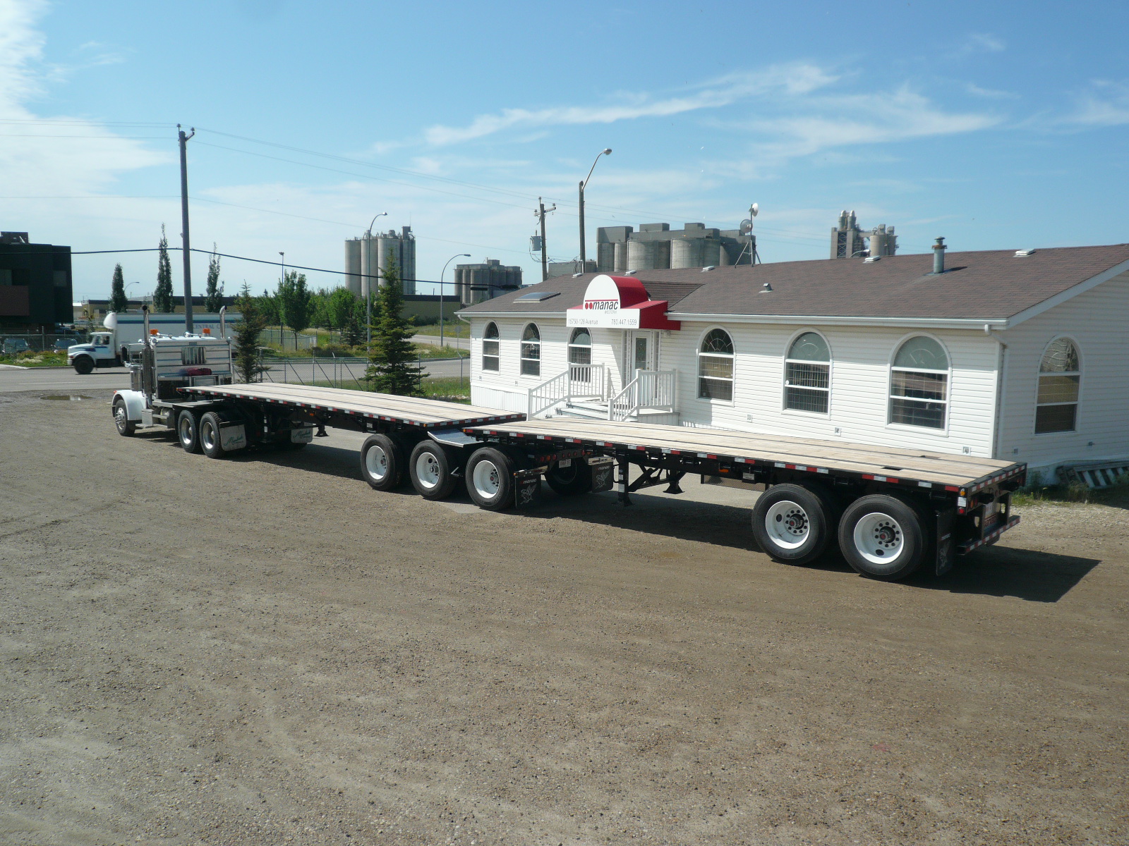 Super B Flatdecks Manac Western Trailers